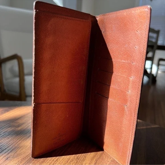 Authentic Louis Vuitton Bifold wallet classic monogram canvas - Picture 4 of 8